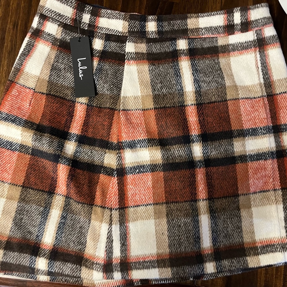 Size Large Lulus skirt